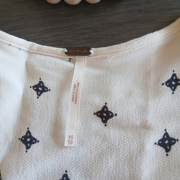 Free People Foral and Bird Print Dress NWOT SIZE Xs - Picture 3 of 7